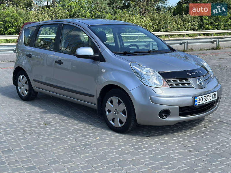 2008 nissan note