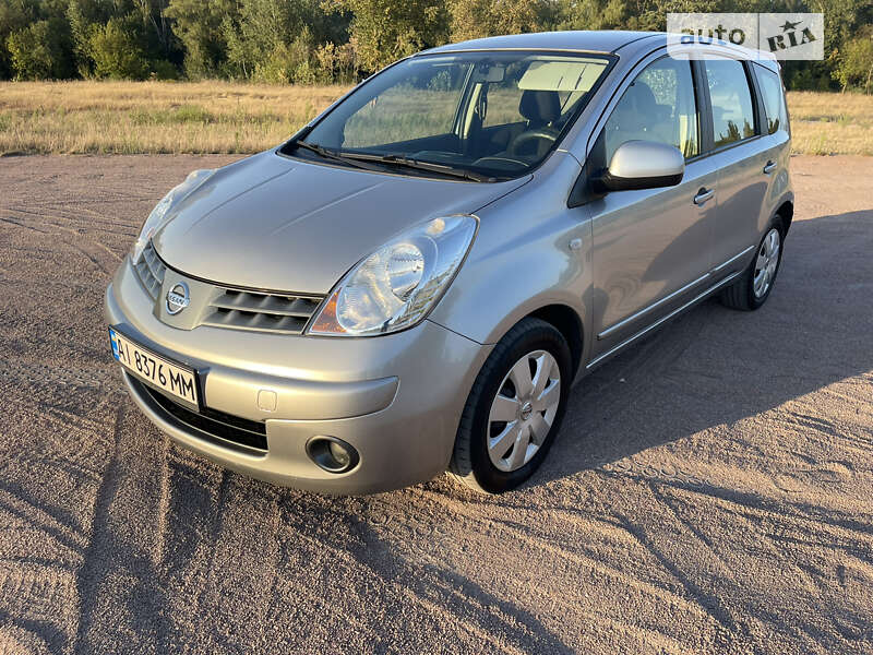 2008 nissan note