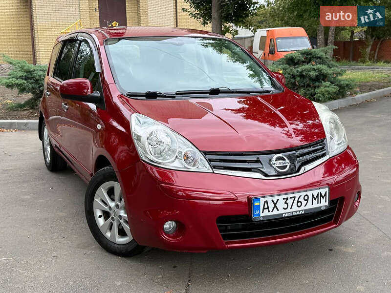2011 nissan note