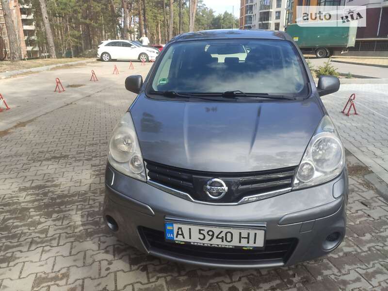 2012 nissan note