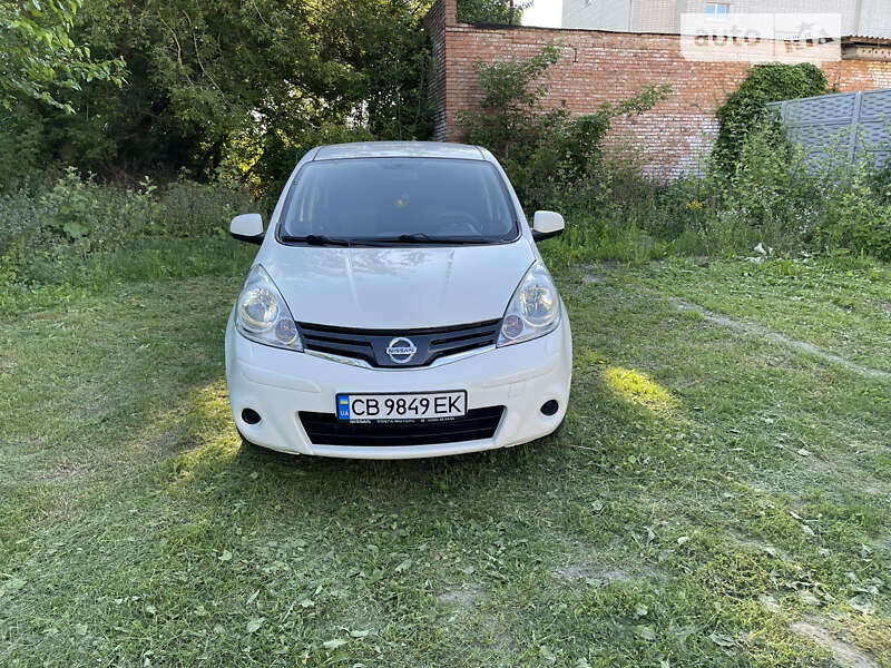 2012 nissan note