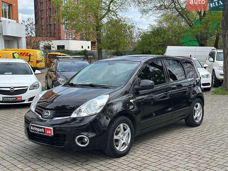 2013 nissan note
