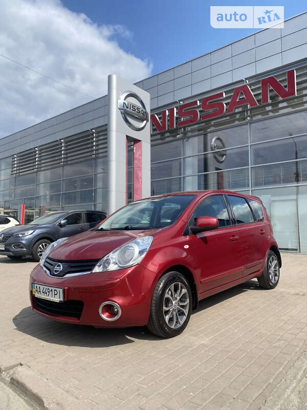 2013 nissan note