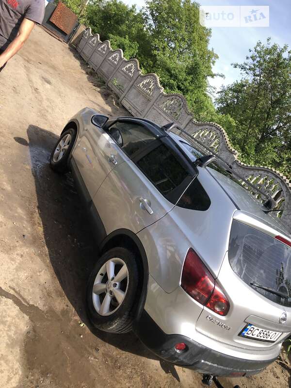 2006 nissan qashqai