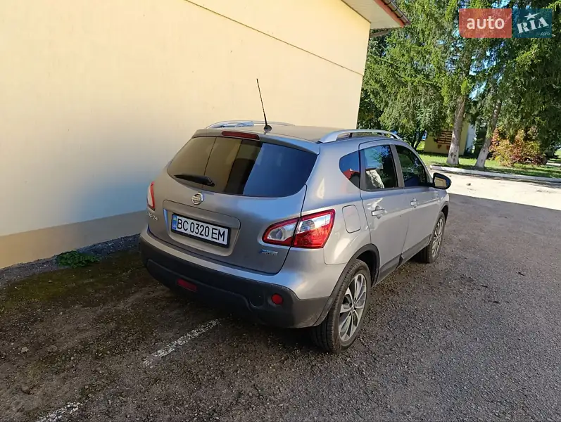 2010 nissan qashqai