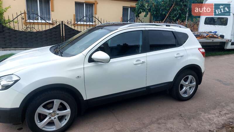 2010 nissan qashqai