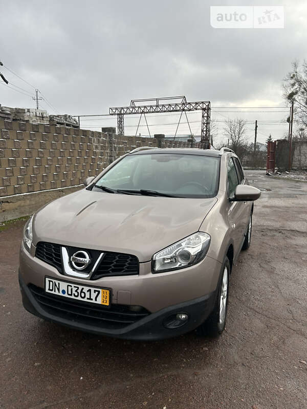 2010 nissan qashqai