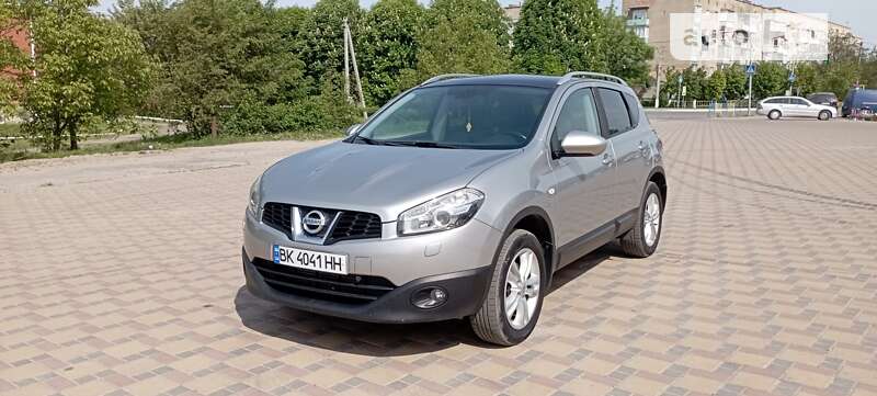 2010 nissan qashqai