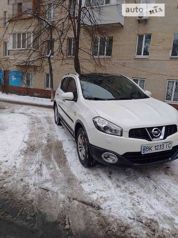 2010 nissan qashqai