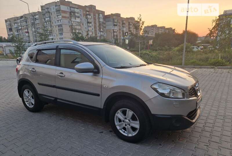 2010 nissan qashqai