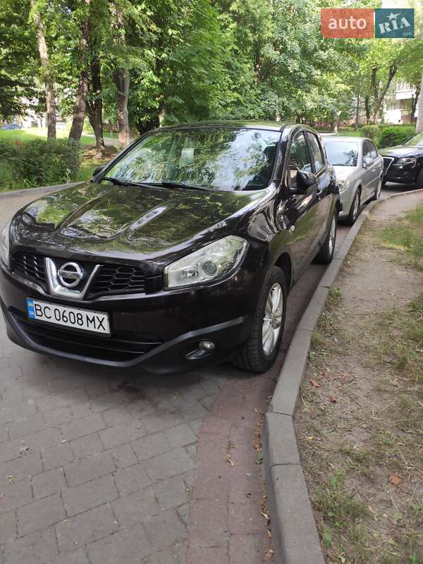 2010 nissan qashqai