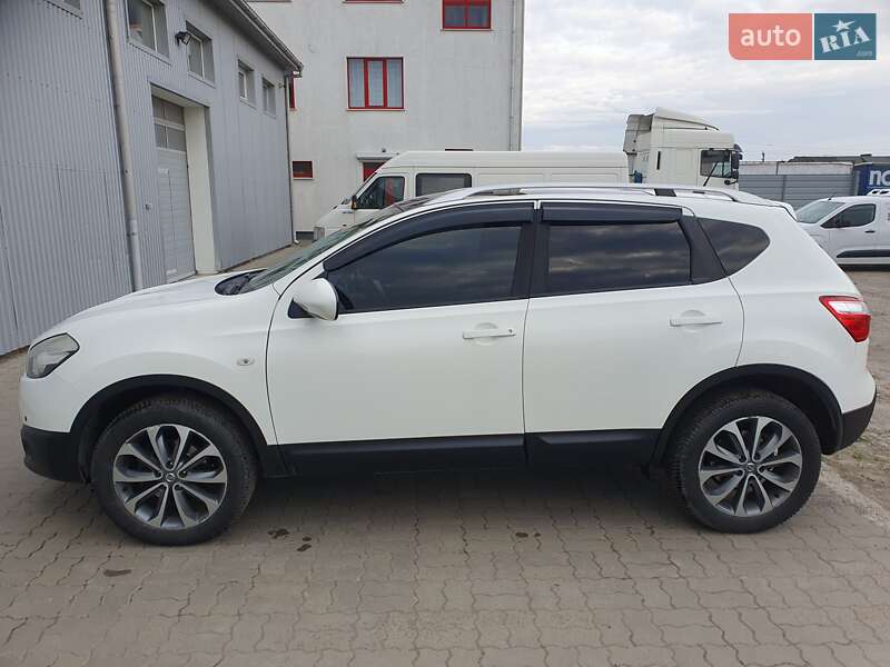2010 nissan qashqai