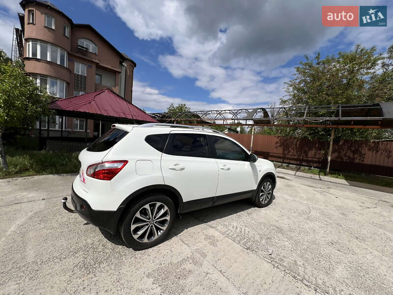 2010 nissan qashqai