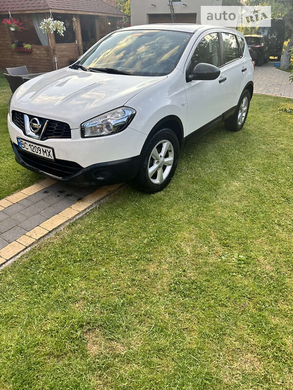 2010 nissan qashqai