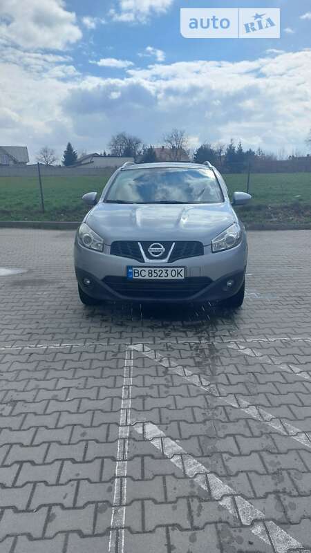2010 nissan qashqai