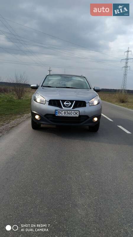 2010 nissan qashqai
