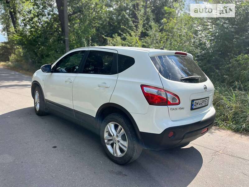 2012 nissan qashqai