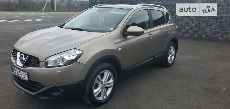 2012 nissan qashqai