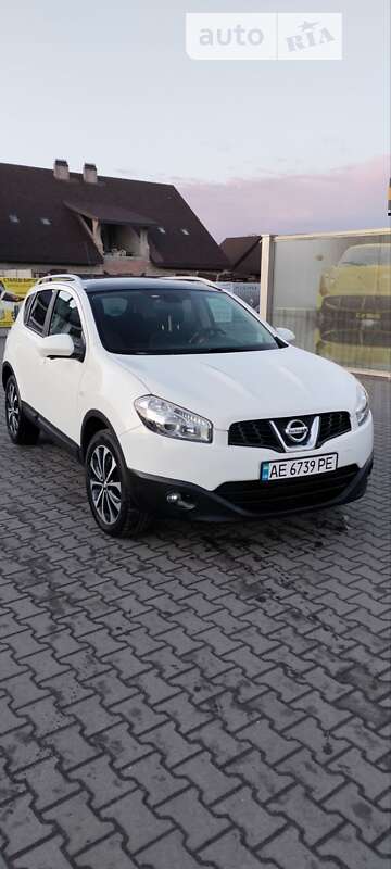 2012 nissan qashqai