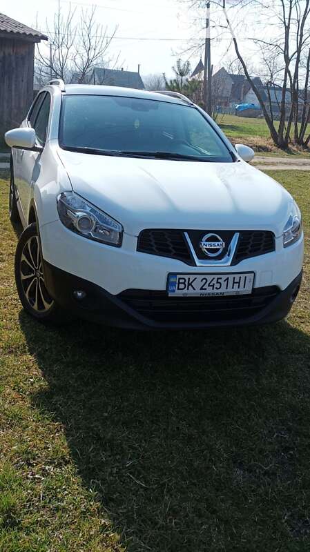 2012 nissan qashqai