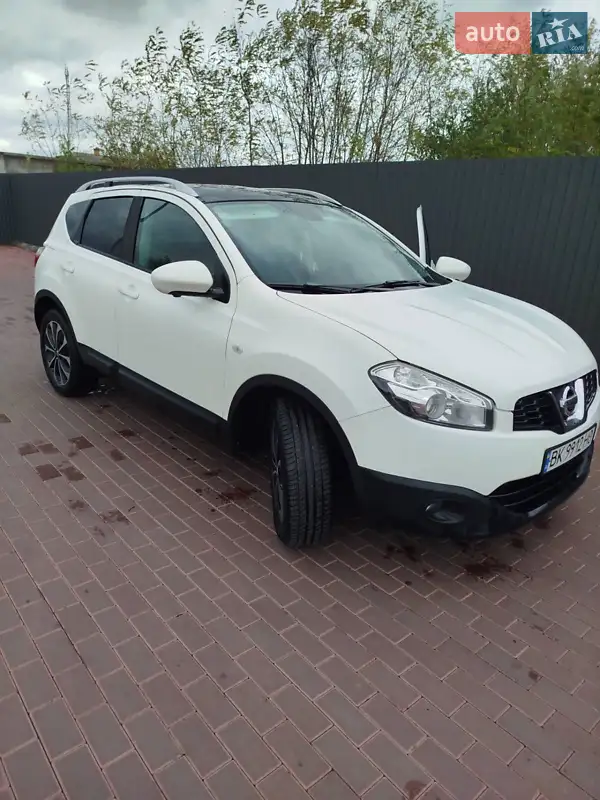2012 nissan qashqai