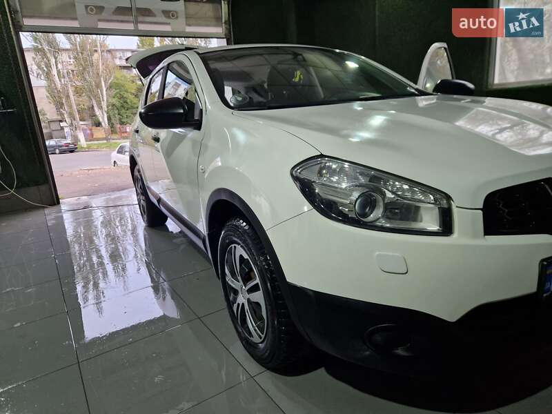 2012 nissan qashqai