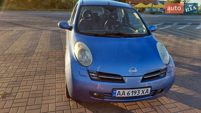2003 nissan micra