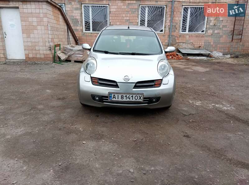 2004 nissan micra