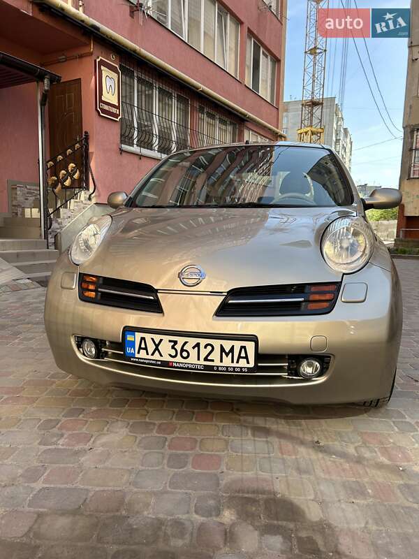 2004 nissan micra