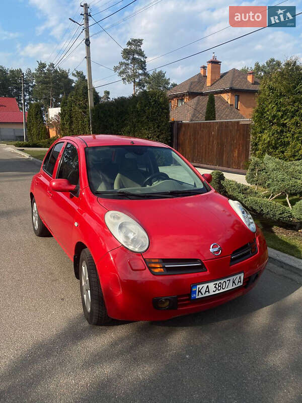 2004 nissan micra