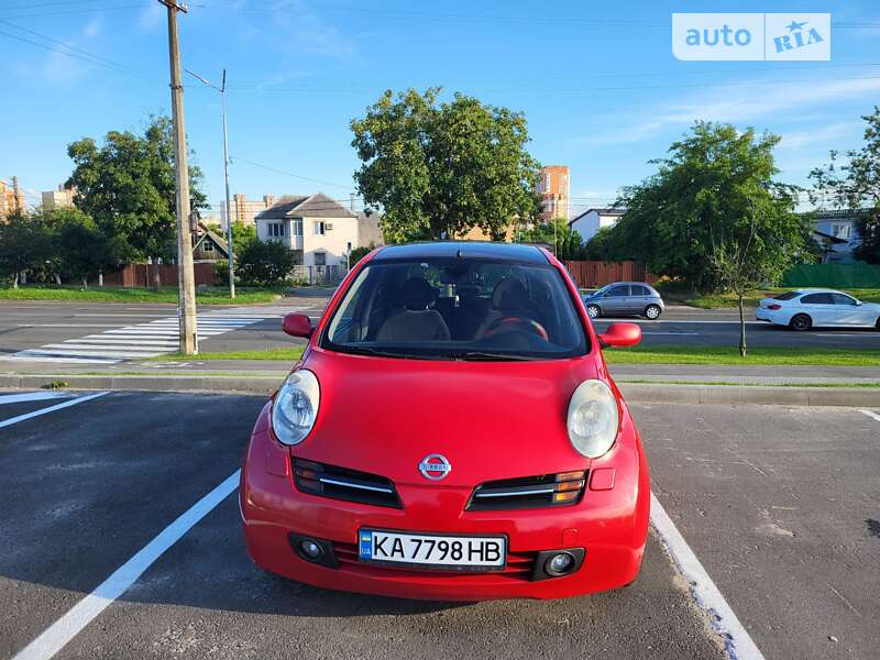 2004 nissan micra