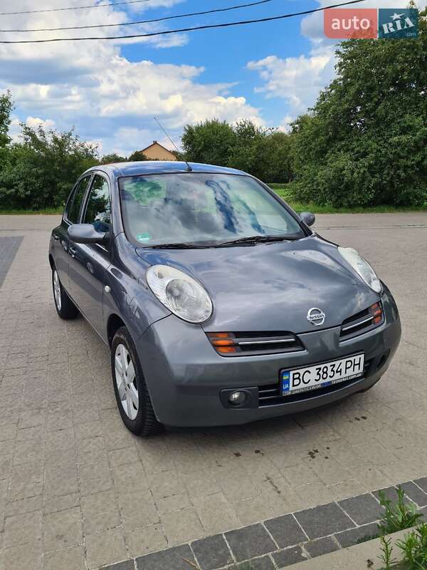 2005 nissan micra