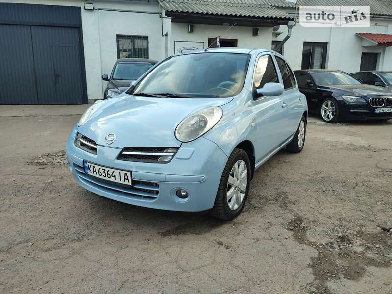 2005 nissan micra