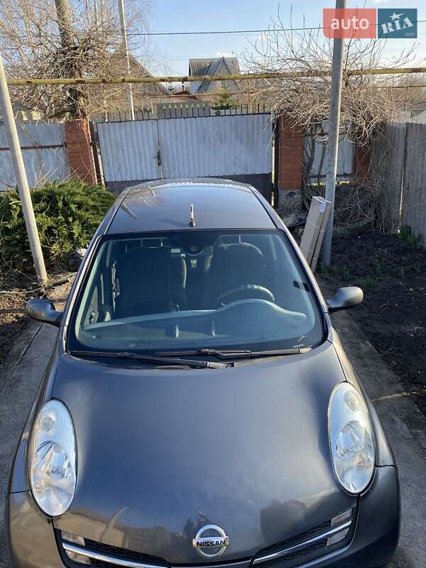 2005 nissan micra