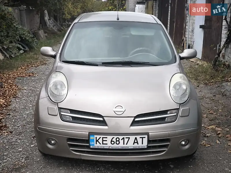 2005 nissan micra