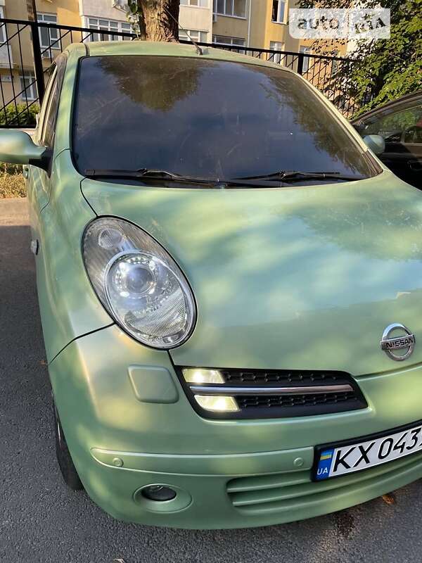 2005 nissan micra