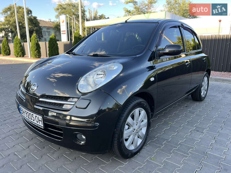 2005 nissan micra