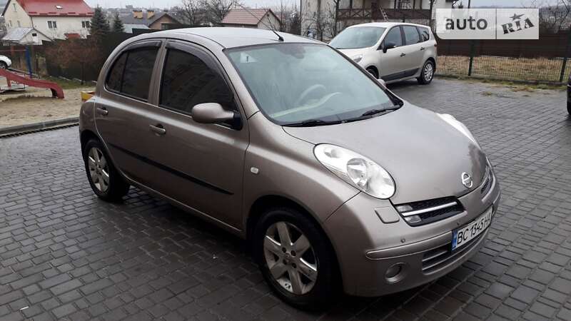 2005 nissan micra
