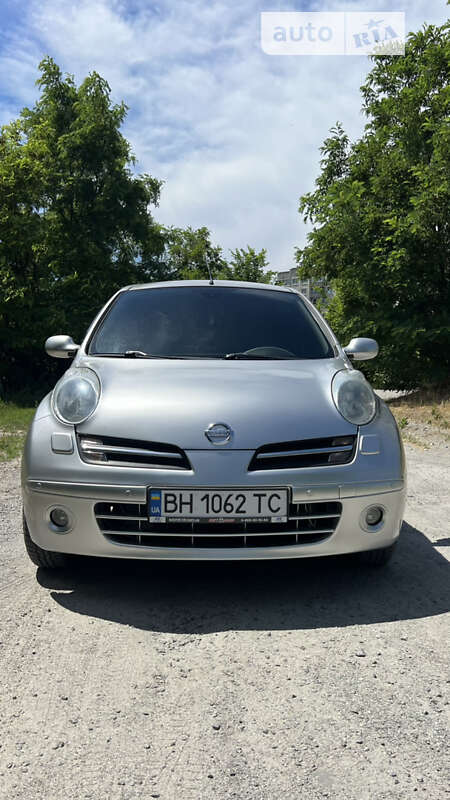 2007 nissan micra