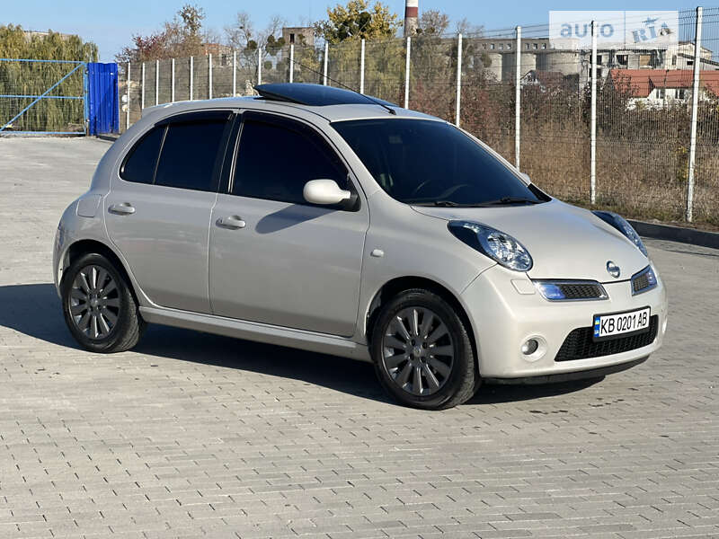 2008 nissan micra