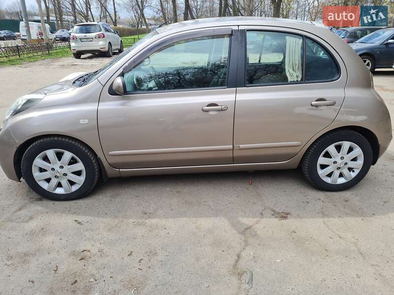 2008 nissan micra