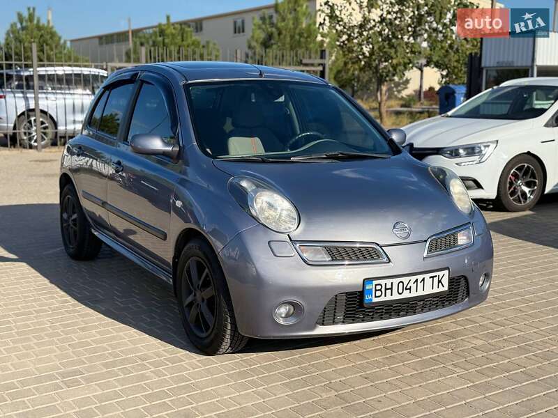 2009 nissan micra