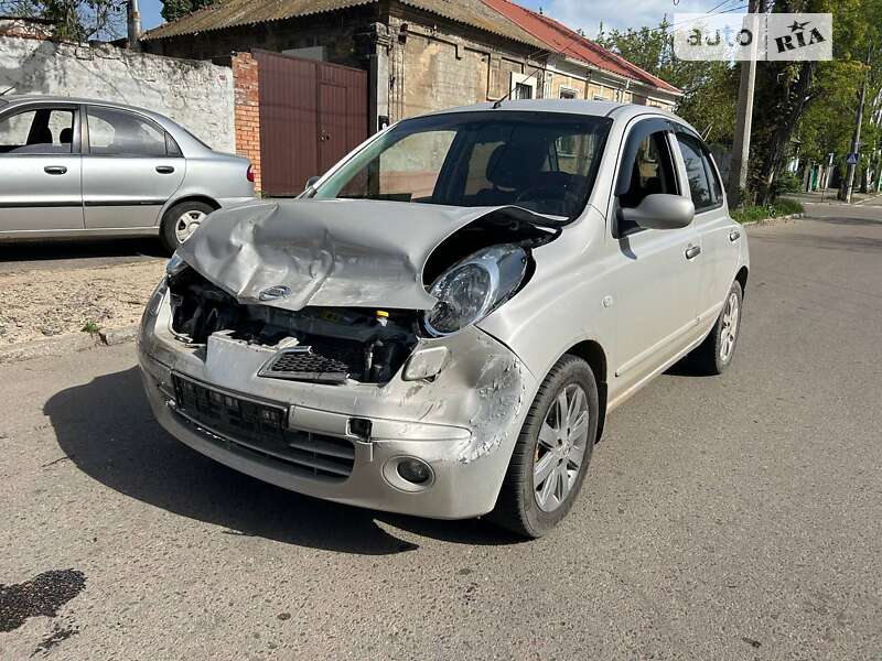 2008 nissan micra