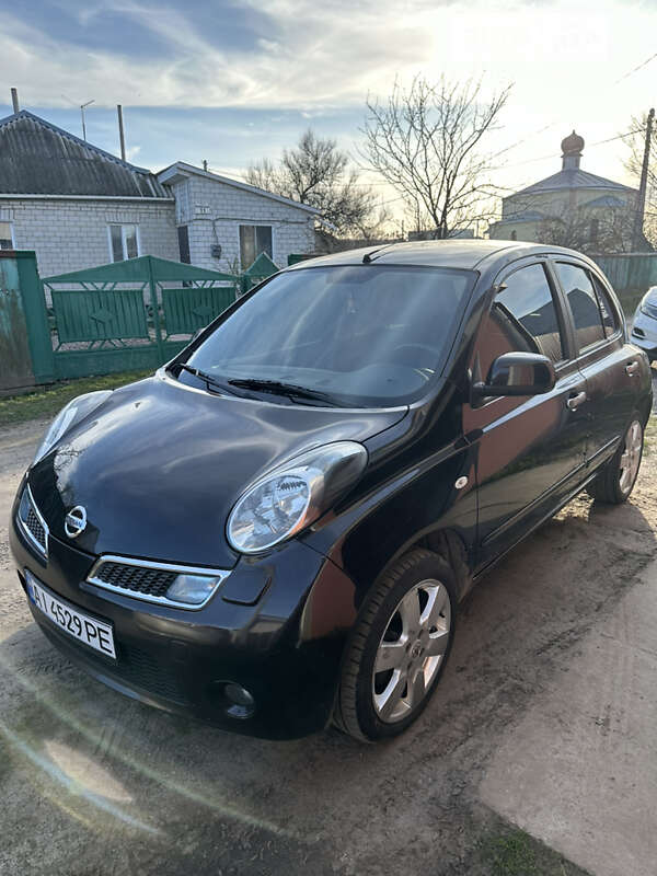 2009 nissan micra