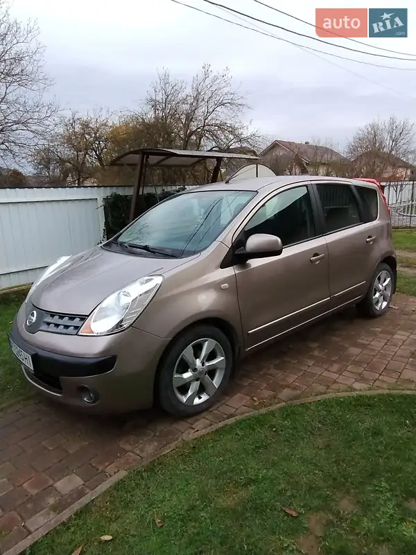2006 nissan note