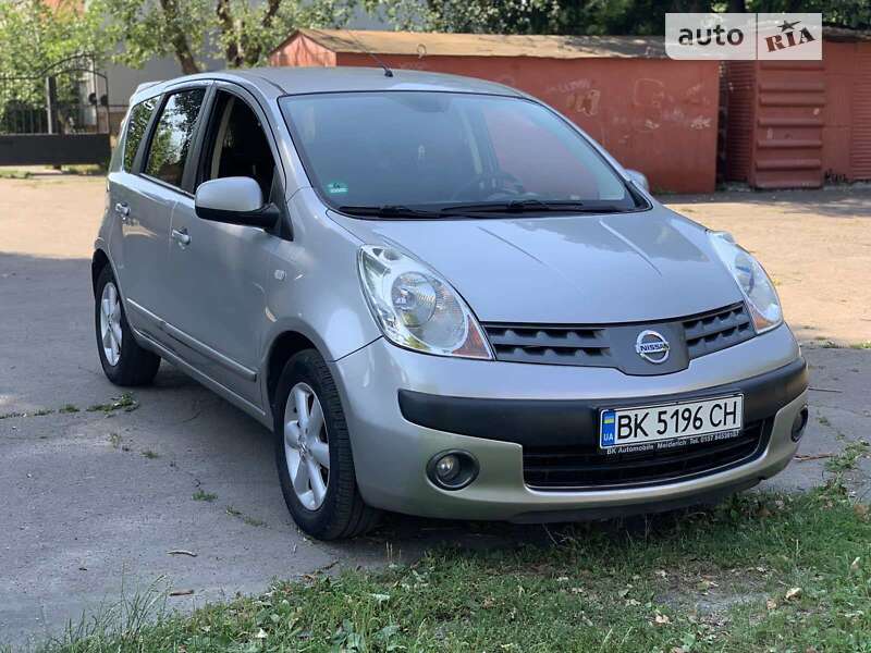 2006 nissan note