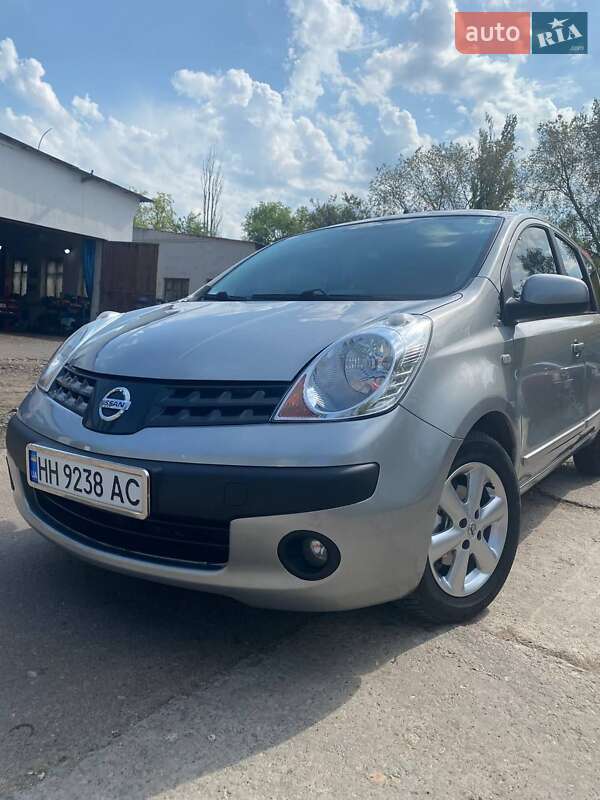 2006 nissan note