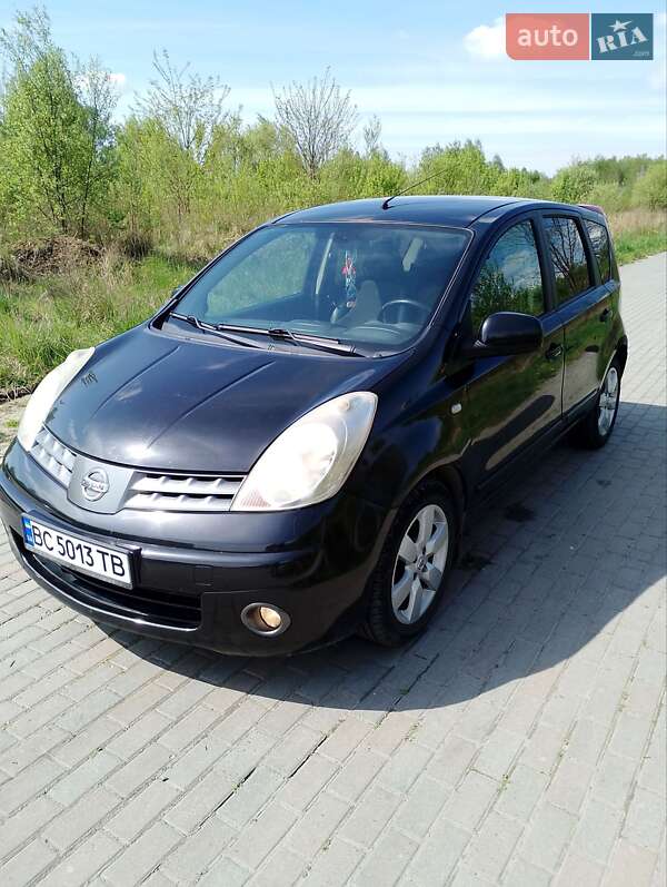 2006 nissan note