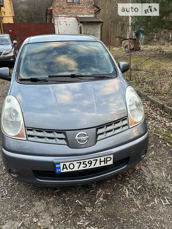 2009 nissan note