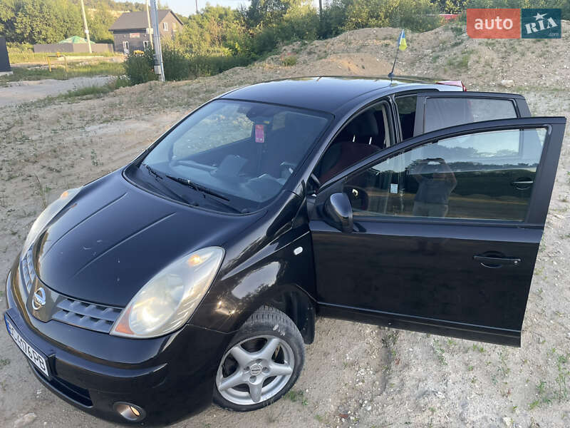 2008 nissan note